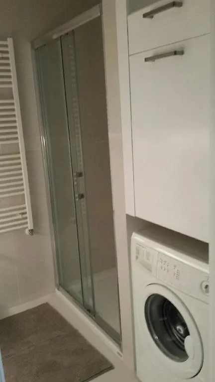 Modern Apartment Kosinskiego ポズナン ポーランド